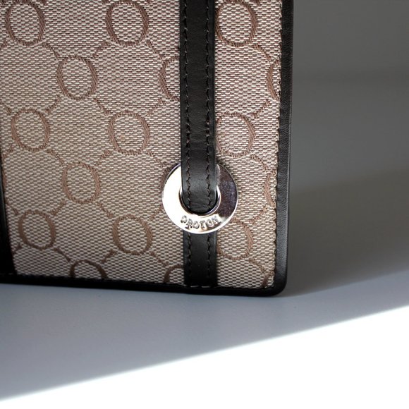 Oroton passport holder Brown Logo Purse - Picture 3 of 5